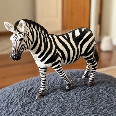 Schleich 14810 Zebra, Female,Black - image 1 of 4
