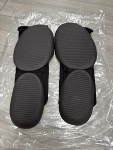 YEEZY PODS - SIZE 3 - Brand New - MADE IN ITALY VERSION - NO BAG - Picture 1 of 6