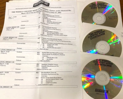 7/6/02 WEEKLY TOP 30 COUNTRY COUNTDOWN, CO-HOST : DIAMOND RIO;  GARTH BROOKS - Image 1 of 2