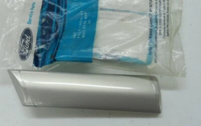 NOS 1990 to 1992 Lincoln Mark VII Body Side Moulding Left Front F0LY-16004AY - Image 1 of 2