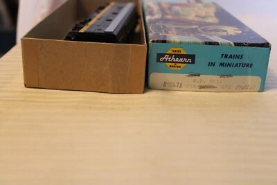 HO Scale Athearn, F7B Diesel Locomotive, Santa Fe, Freight Blue #269B KD's - Image 1 of 4