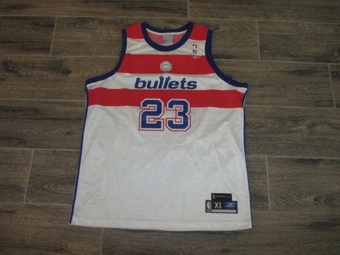 Vintage Michael Jordan Washington Bullets NBA Basketball Jersey Reebok #23 XL Cover