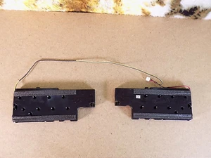 Samsung TV UE40F6320AK BN96-25565A Speakers x 2 - Picture 1 of 5