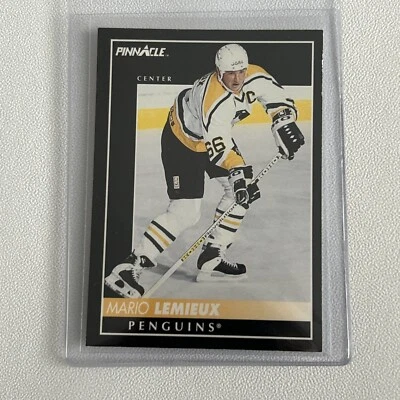 1992-93 Pinnacle Mario Lemieux #300 Pittsburgh Penguins Hall Of Fame  - Image 1 of 2