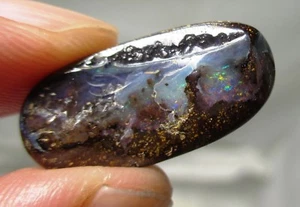 Schöner 11,3 Karat Boulder Opal Cabochon Freiform - Australien - Bild 1 von 6
