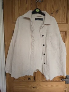Chaqueta de pana crema de gran tamaño para mujer Zara talla S - Imagen 1 de 2