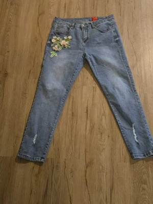 JEANS V. CRISTINA FLORES EMBELLECIDAS AZULES TALLA 8 Algodón Spandex Rip Botton Foto 1 de 4