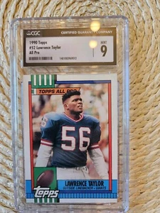 1990 Topps - #52 Lawrence Taylor CGC 9 MINT - Picture 1 of 2