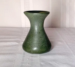 FULPER POTTERY ATTRIBUTED, SPECKLED GREEN CORSETED BEAKER BUD VASE, NICE FORM~~~ - Picture 1 of 7
