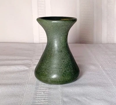 FULPER POTTERY ATTRIBUTED, SPECKLED GREEN CORSETED BEAKER BUD VASE, NICE FORM~~~ - Image 1 of 4