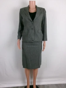 Evan Picone Jacket/Pleated Skirt 2-Pc Suit     SIZE:J- 8P    GRAY/WHITE DESIGN - Picture 1 of 5