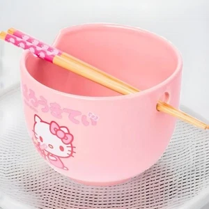 🔥Silver Buffalo Hello Kitty Strawberry Milk Ceramic Ramen Bowl with Chopsticks - Picture 1 of 9