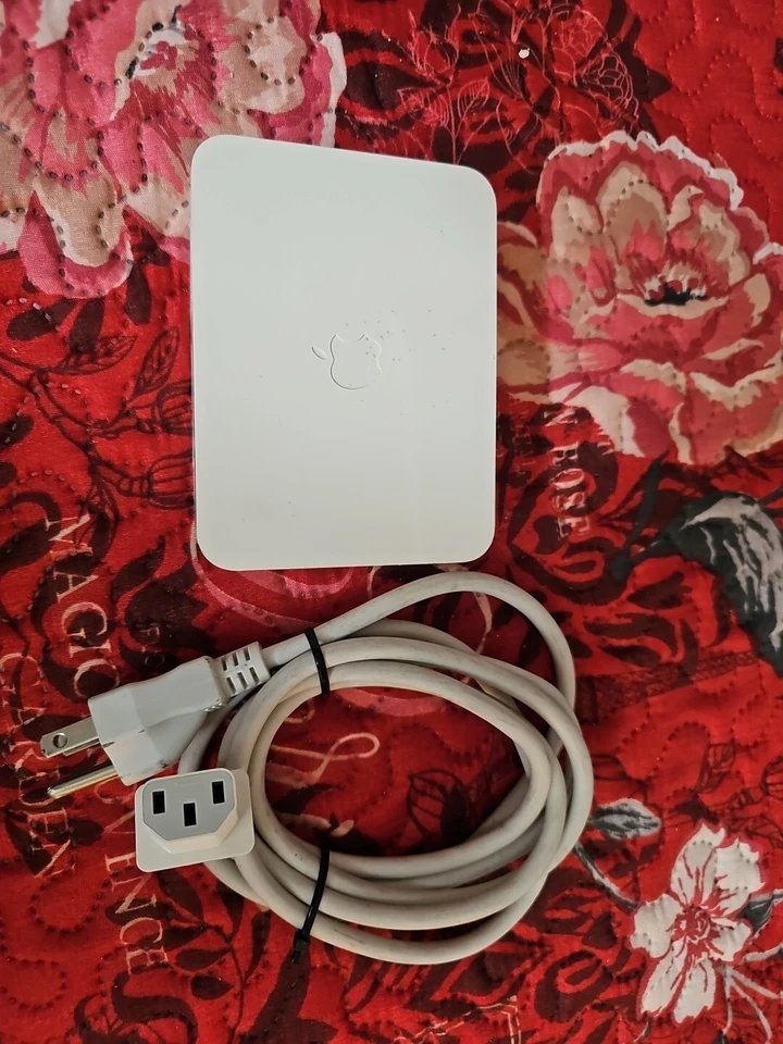 Original Apple A1082 23" HD Cinema Display 90W Adapter Power Supply A1097 w/PC - Image 1 of 4