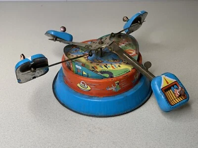 Beijing Juyou M.G.R.S. Merry go Round Series, brinquedo Litho de lata, cadeira giratória com caixa - Imagem 1 de 4