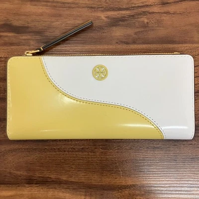 Cartera Larga Tory Burch Charol Amarillo Blanco Sin Usar Como Nueva Regalo Foto 1 de 4