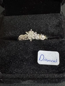 10 K Gold Diamond Ring - Picture 1 of 6