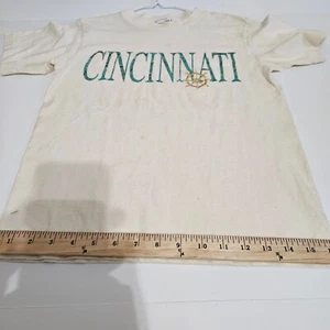 CINCINNATI T-Shirt Grafik von HRLA Small creme Grafik Souvenir Wagenrad - Bild 1 von 5