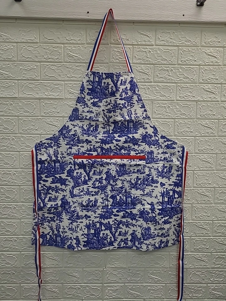 Nuevo Delantal MollyJWilk Pastelería Francesa Toile de Jouy Azul 33L x 10.5W Foto 1 de 4