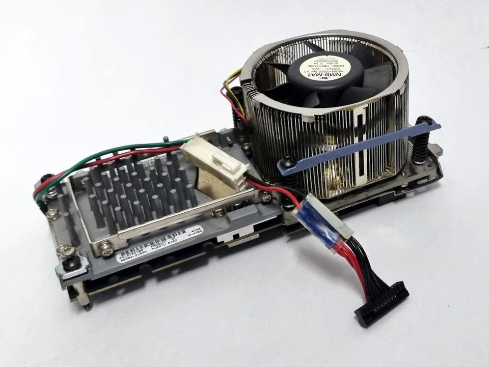 HP Intel Itanium2 Montecito 1.6GHz 18MB Dual-Core Processor AB584A AB584-2103A - Image 1 of 1