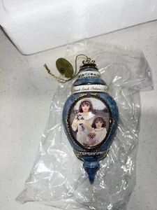 Bradford Exchange Chantal Poulin Heritage Porcelain Ornament “Cherished Dreams” - Picture 1 of 9