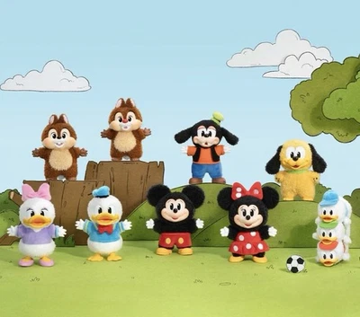 EUA Autêntico Pop Mart Disney Mickey Família Fofo Juntos Chaveiro Caixa Cega Novo Na Caixa - Imagem 1 de 4