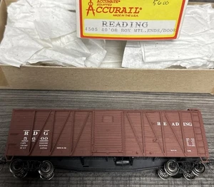 ACCURAIL HO RTR #4505 40’ OB Box Material Ends/Door Box Car Prebuilt - Picture 1 of 7