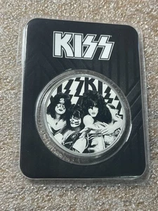 Kiss 1 Feinunze 0,999 Feinsilber coloriertes schwarz-weißes Bandlogo in TEP - Bild 1 von 4