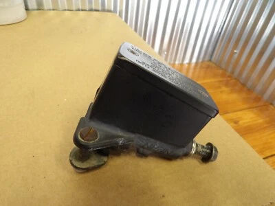 01-05 Suzuki Bandit GSF1200 FRENO DELANTERO CILINDRO MAESTRO 59600-20C20 Foto 1 de 4