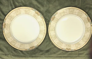 Set of 2 Noritake New Lineage II Loretto Round Dinner Plates 10 5/8" #4774 - Picture 1 of 3
