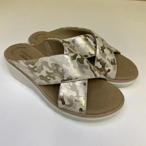 Clarks Collection Jillian Wedge Slides Criss Cross Sandals Tan Gold Camo Size 6 - Picture 1 of 10
