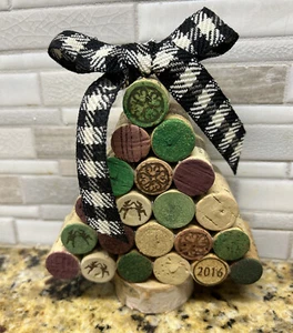 Handmade Wine Cork Christmas Tree NEW 5 x 5 Black and White Buffalo Plaid Ribbon - Picture 1 of 2