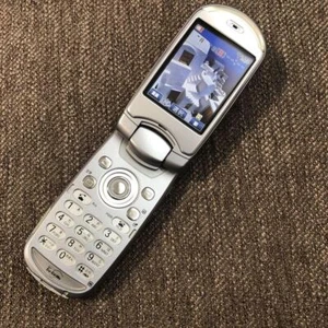 Panasonic Docomo Phone P506Ic Japanese Flip Phone Garakei Keitai Retro - Picture 1 of 4