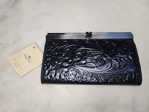 NWT Patricia Nash Women's Tooled Cauchy Leather Frame Clutch Wallet Black - Picture 1 of 8