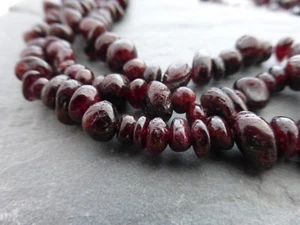 Red Garnet Nugget Chip Beads 5-8mm Long - 34 Inch Strand Gemstones (GB37) - Picture 1 of 2