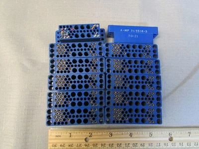 (12) AMP 202516-3 con 17 enchufes cada uno para módulos NIM NIMBIN CAMAC plugins - Imagen 1 de 2