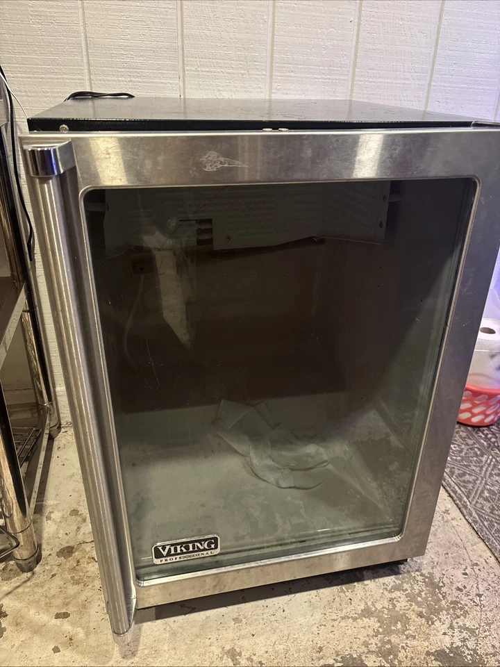 Винный погреб Viking Professional VWCI1240GLSS 24 дюйма под прилавком - ТОЛЬКО ДВЕРЬ - Изображение 1 из 3