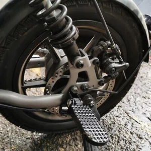 Bike Rear Pedals Universal Metal Bicycle Foot Pegs for Electric Bicycle BMX - Picture 1 of 7