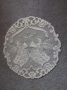 Ivory Lace Angel Design Table Doily 20" round - Bild 1 von 2