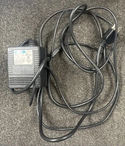 Hypercom WLT-2408-1 AC Power Supply DC Output 27V 27 Volts 0.8A 22W Terminal T7 - Picture 1 of 4
