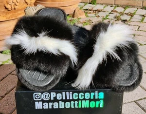 CIABATTE pelose donna in vera pelliccia bianco nero - Foto 1 di 8