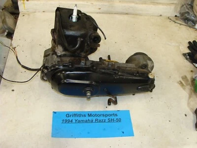 1994 年雅马哈 RAZZ 50cc SH50 滑板车 RIVA 发动机电机离合器曲轴箱缸  — 第 1/4 张图片