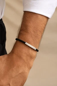 Bracciale Uomo Corda Nera Regolabile con Barra Argento - Trend Leggero 2025 - Foto 1 di 3