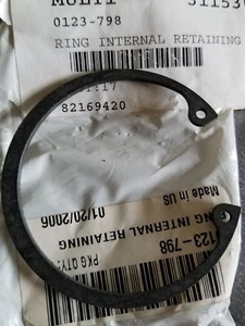 ANILLO DE RETENCIÓN INTERNA ARCTIC CAT MOTO DE NIEVE 0123-798 FABRICANTE DE EQUIPOS ORIGINALES BRAZO TRASERO CONJUNTO - Imagen 1 de 2