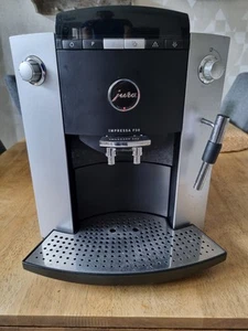 Jura Impressa F50 /F505 Kaffeevollautomat - Bild 1 von 4