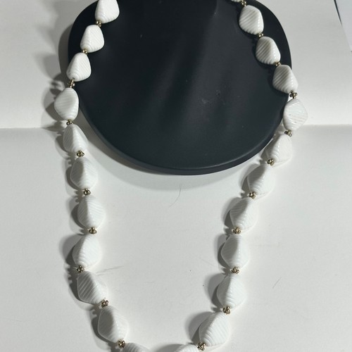 VETEMENTS Collana vintage di perle rigate grosse lucite bianche mod anni 60 70 estetica ramoscello