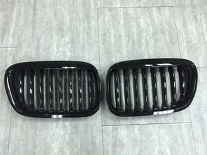 Front Kidney Grill Grilles Glossy Black For '1999-'2003 BMW E53 X5 Series - Picture 1 of 3
