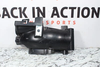 2004 SUZUKI DR200SE DR200 Rear Under Fender 63110-44AA0 - Image 1 of 4