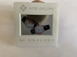 Diapositiva PATEK PHILIPPE - Ref. 5134 R y Ref. 5134 G - 5 x 5 cm - Imagen 1 de 1