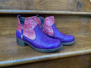 Embossed Womens Colorful Short Boot Sz.  39  US 8.5 - Picture 1 of 8
