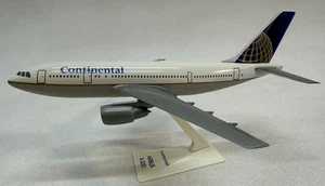 Flight Mini Continental Airlines AirBus A-300 Flugzeug Flugzeug Modell mit Ständer N7585 - Bild 1 von 10